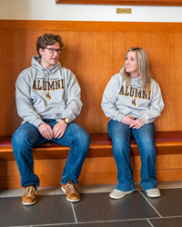 CI Sport® Univeristy of Wyoming Alumni Sweatshirt